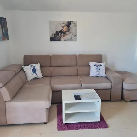 Apartment Pezic Pula