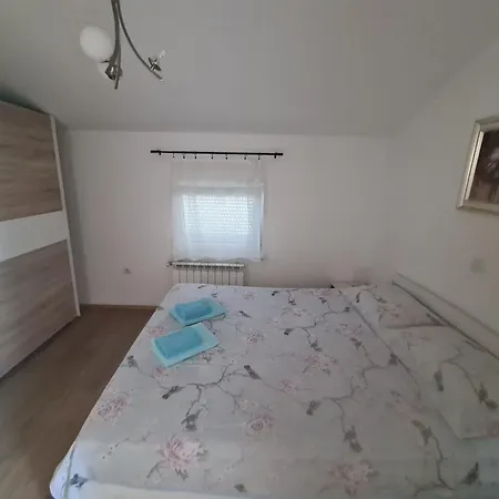 Pezic Apartment